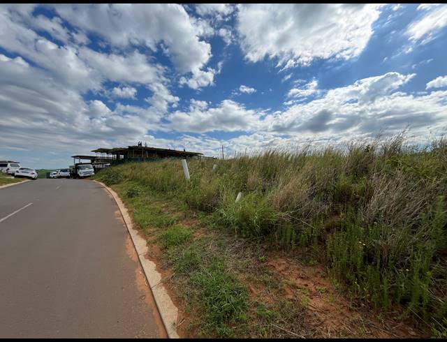 558M² VACANT LAND FOR SALE IN SIBAYA PRECINCT